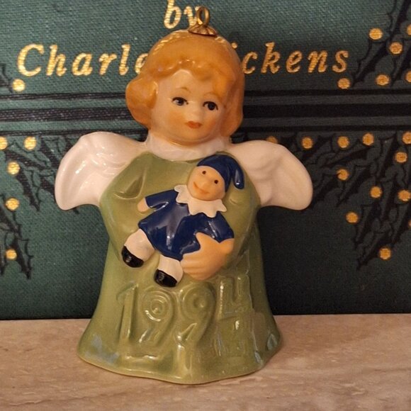 Goebel Hummel Angel Bell Ornament 1994 Green Angel with Clown Nineteenth Edition - Picture 1 of 11
